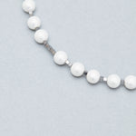 Somewhere between grey and white pearl necklace (8mm) [unisex] - fasfas