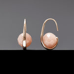 Peachmoonstone oval hoop earrings - fasfas