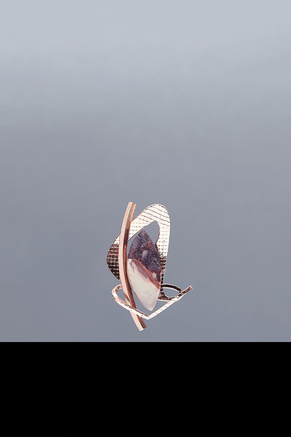 Dancing joli brooch arctic jasper - fasfas