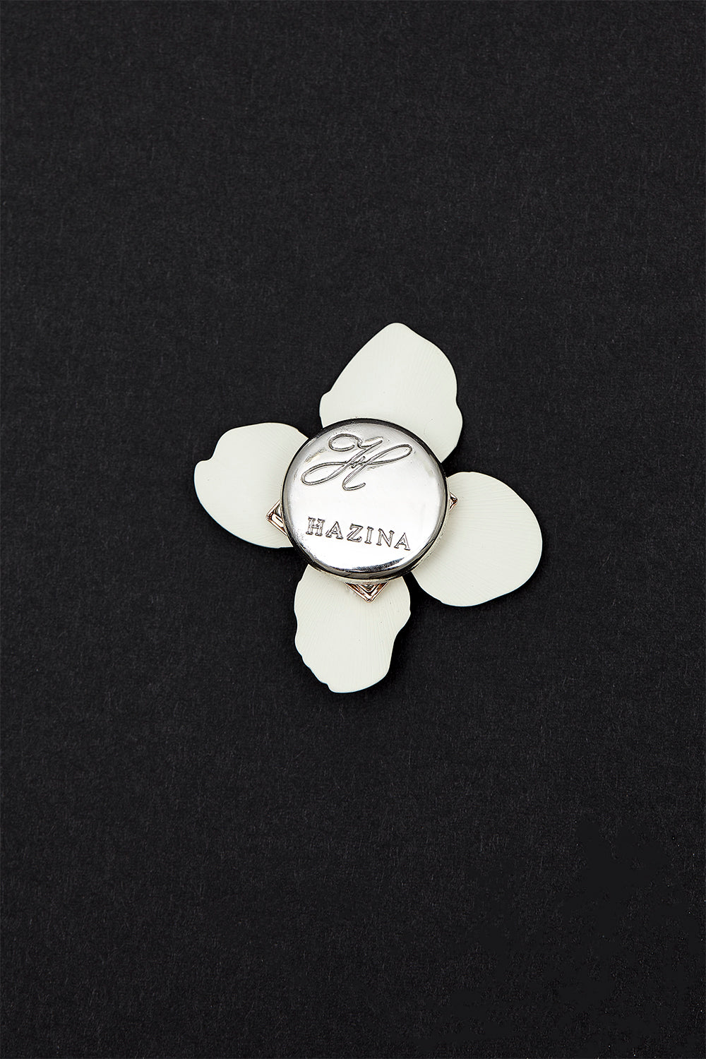 Fleur brooch ivory - fasfas