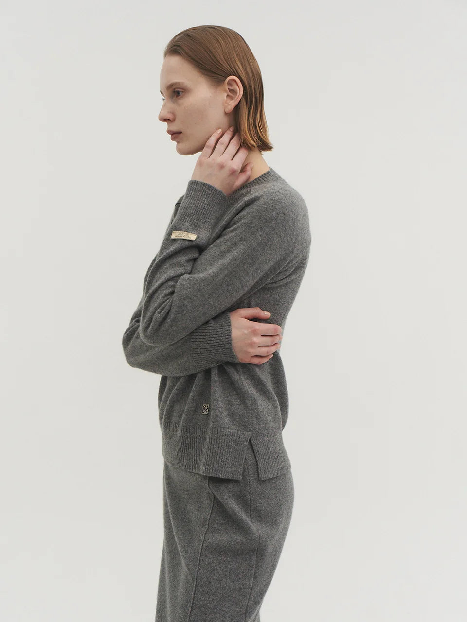 Alma essential sweater ash gray - fasfas