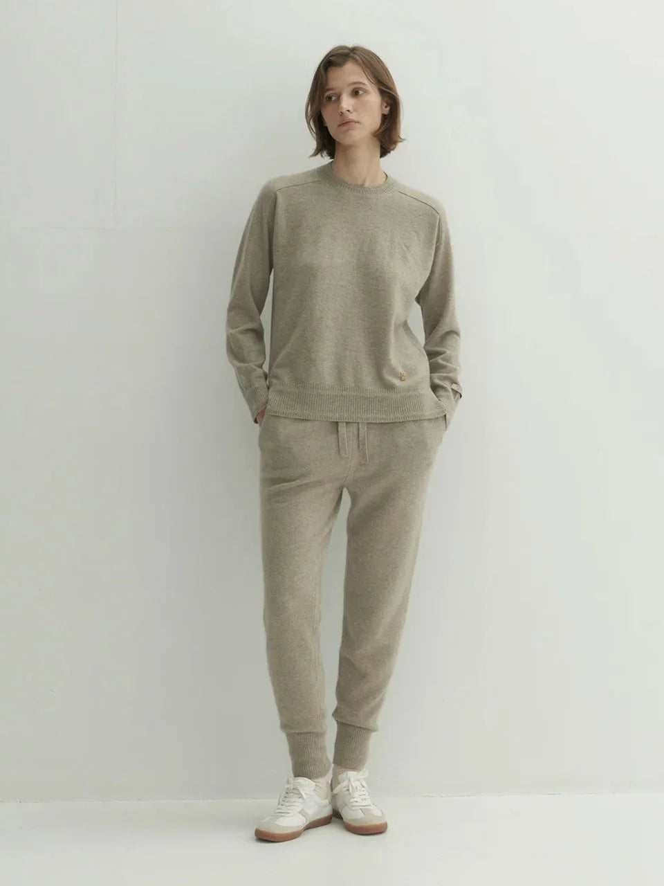 Alma essential sweater natural beige - fasfas