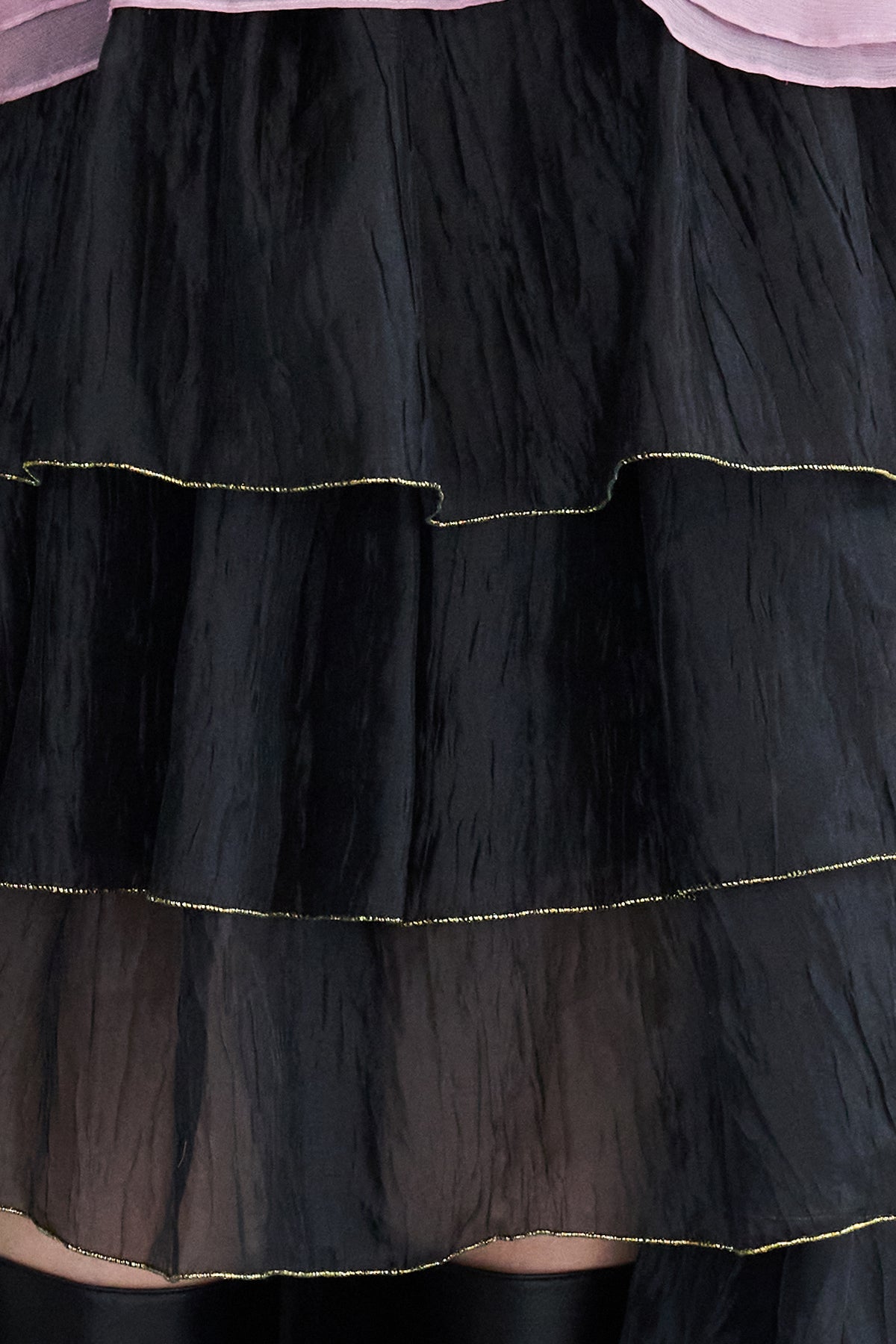 Asymmetric 5-tiered long skirt black - fasfas