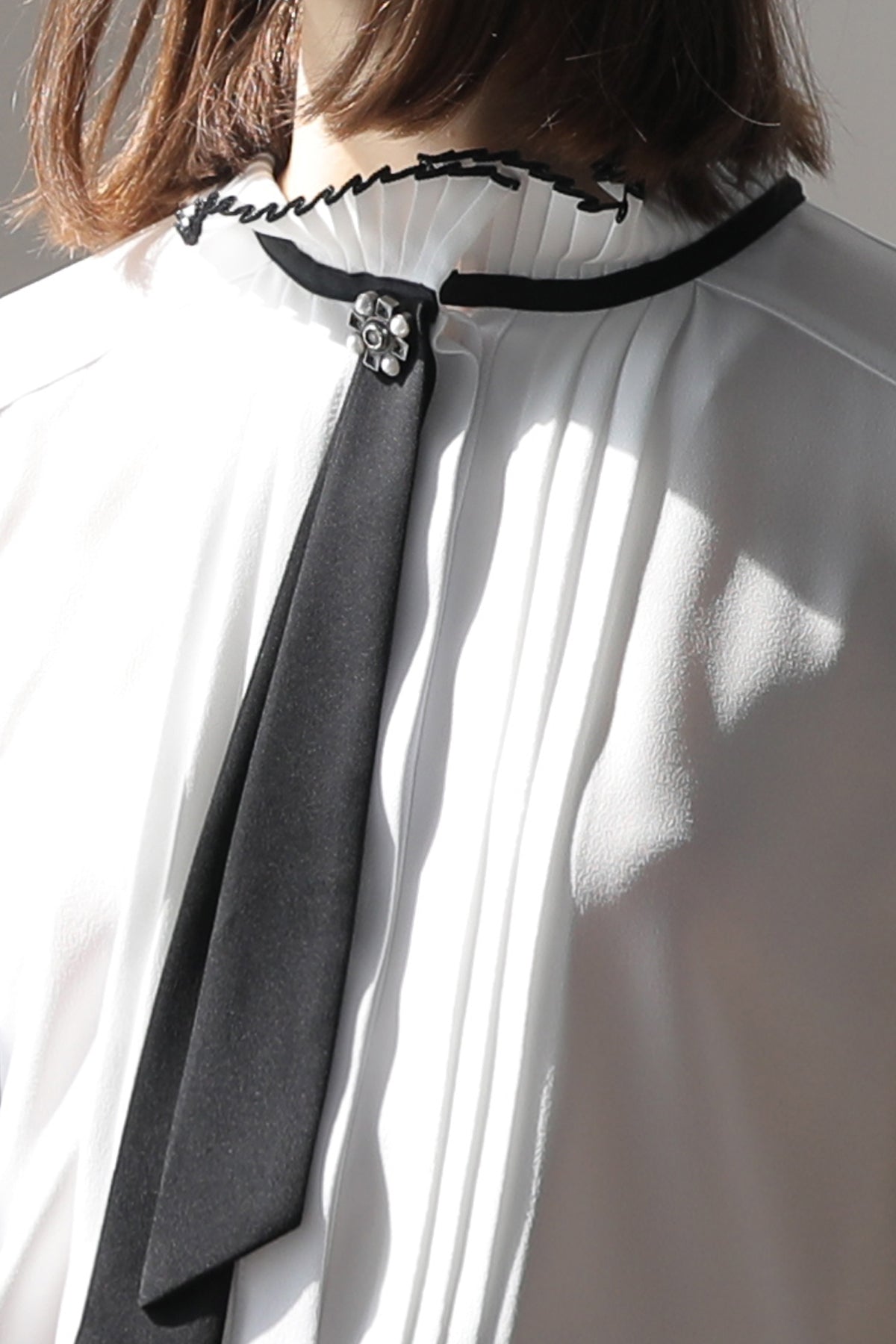Black tie neck pleated blouse - fasfas