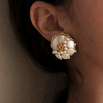 Blooming light earring - fasfas