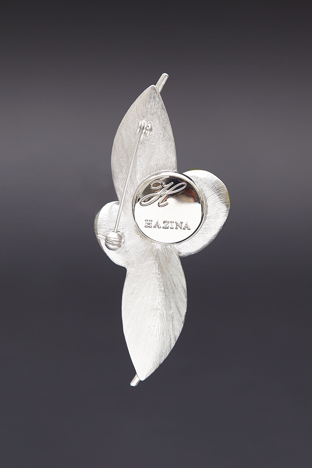 Chic leaf brooch green - fasfas