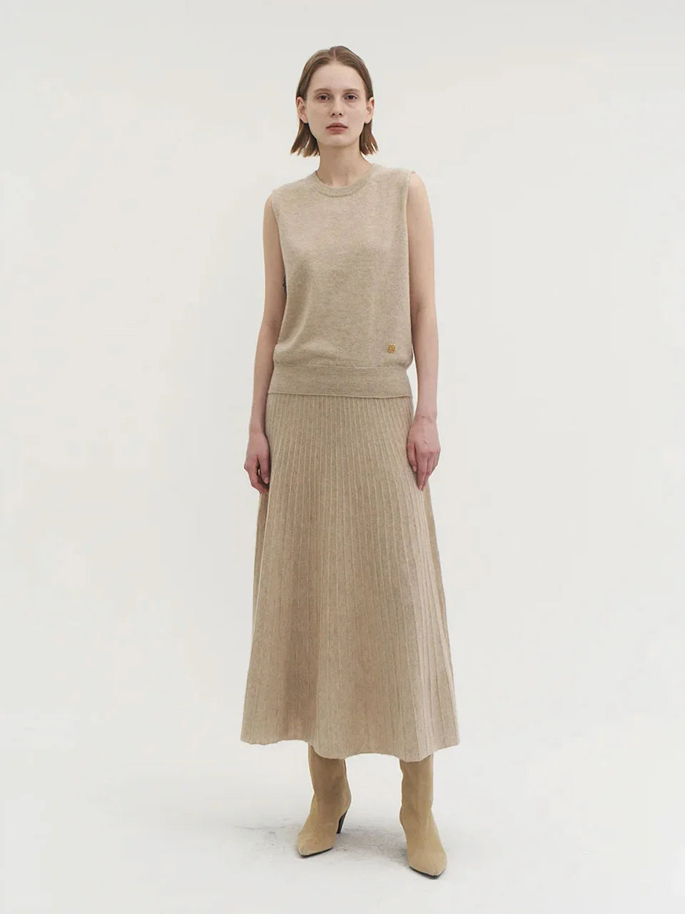 Evi sleeveless knit top oatmeal beige - fasfas