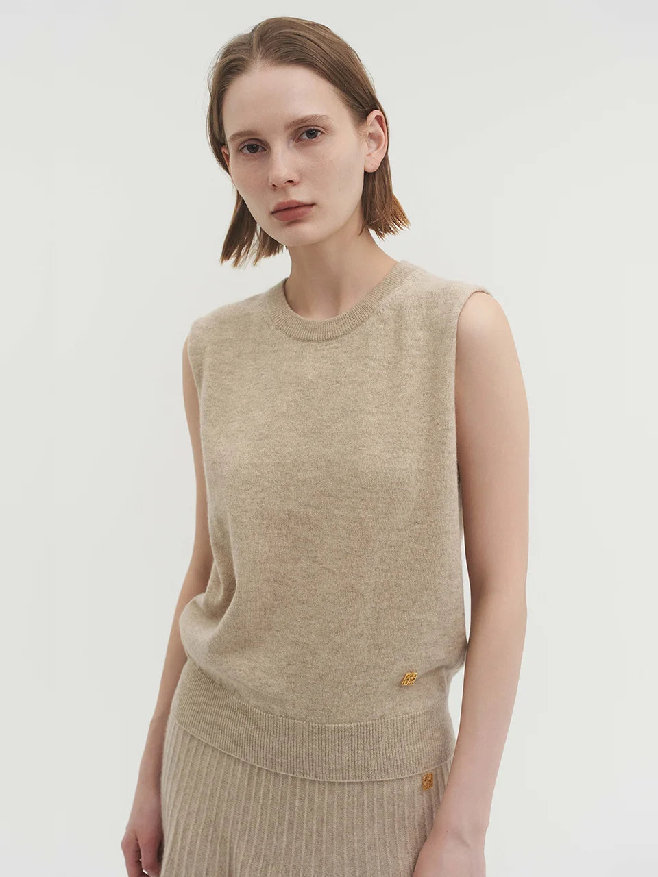 Evi sleeveless knit top oatmeal beige - fasfas