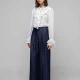 Blouse en dentelle à ruban col en V