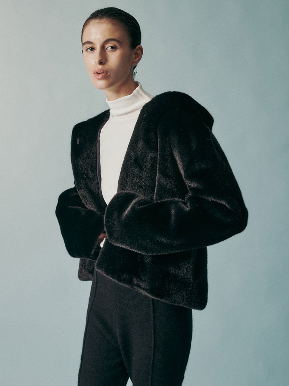 Hooded fur jumper black - fasfas