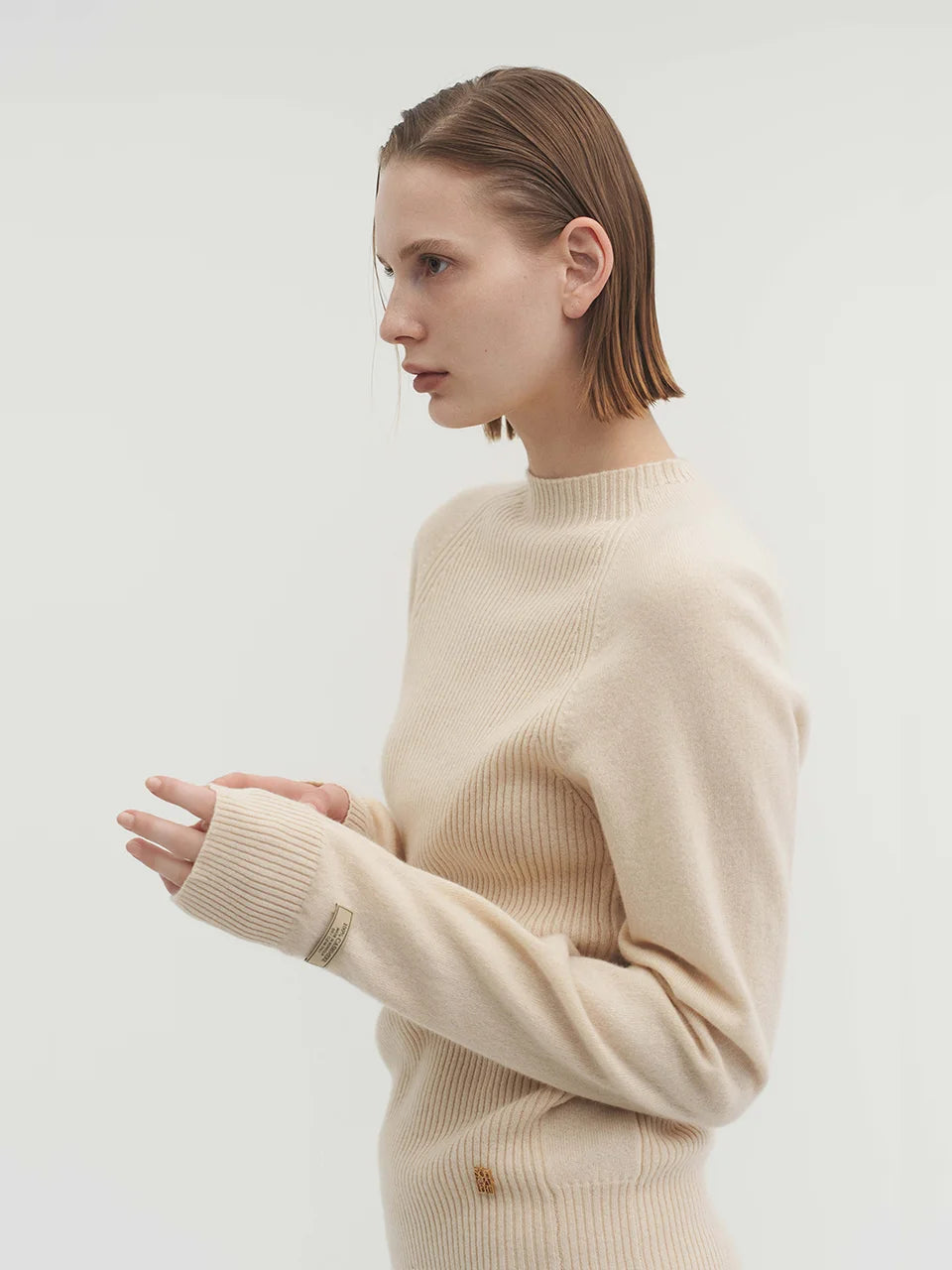 Nora ribbed sweater sand beige - fasfas