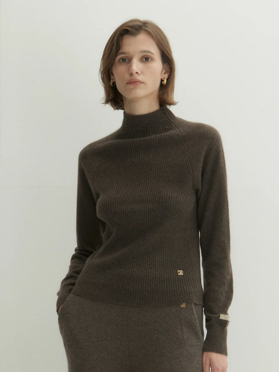 Nora ribbed sweater umber brown - fasfas