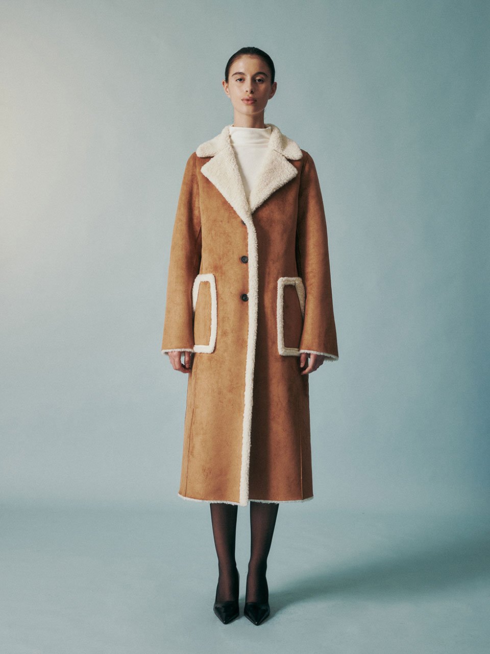 Pocket detail long mustang coat camel - fasfas