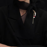 Pearl theoria brooch gold - fasfas