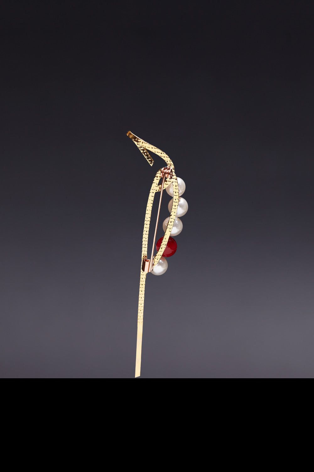 Pearl theoria brooch gold - fasfas