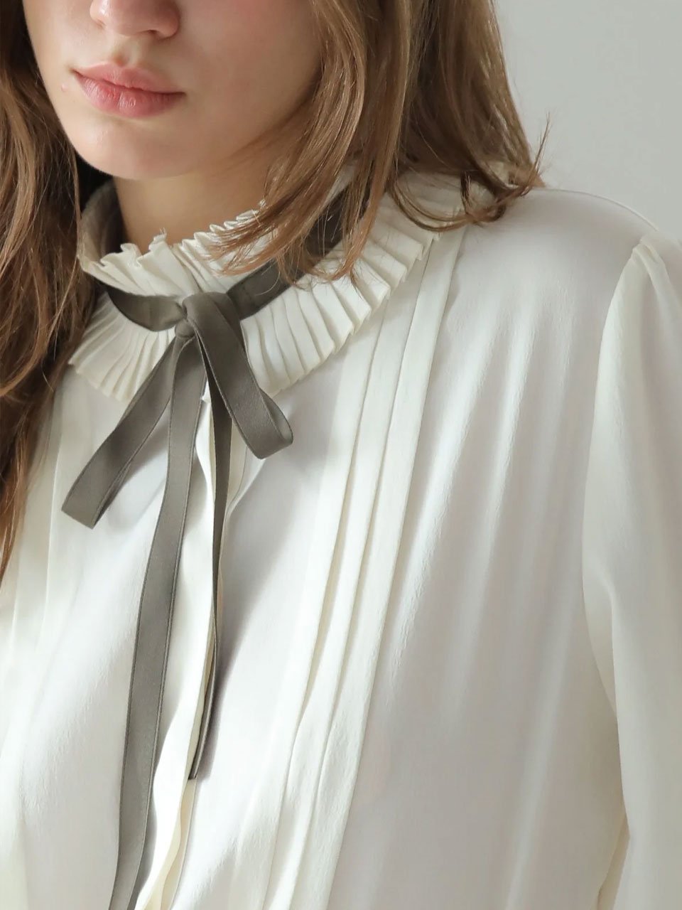 Pleated pin tuck ribbon blouse - fasfas