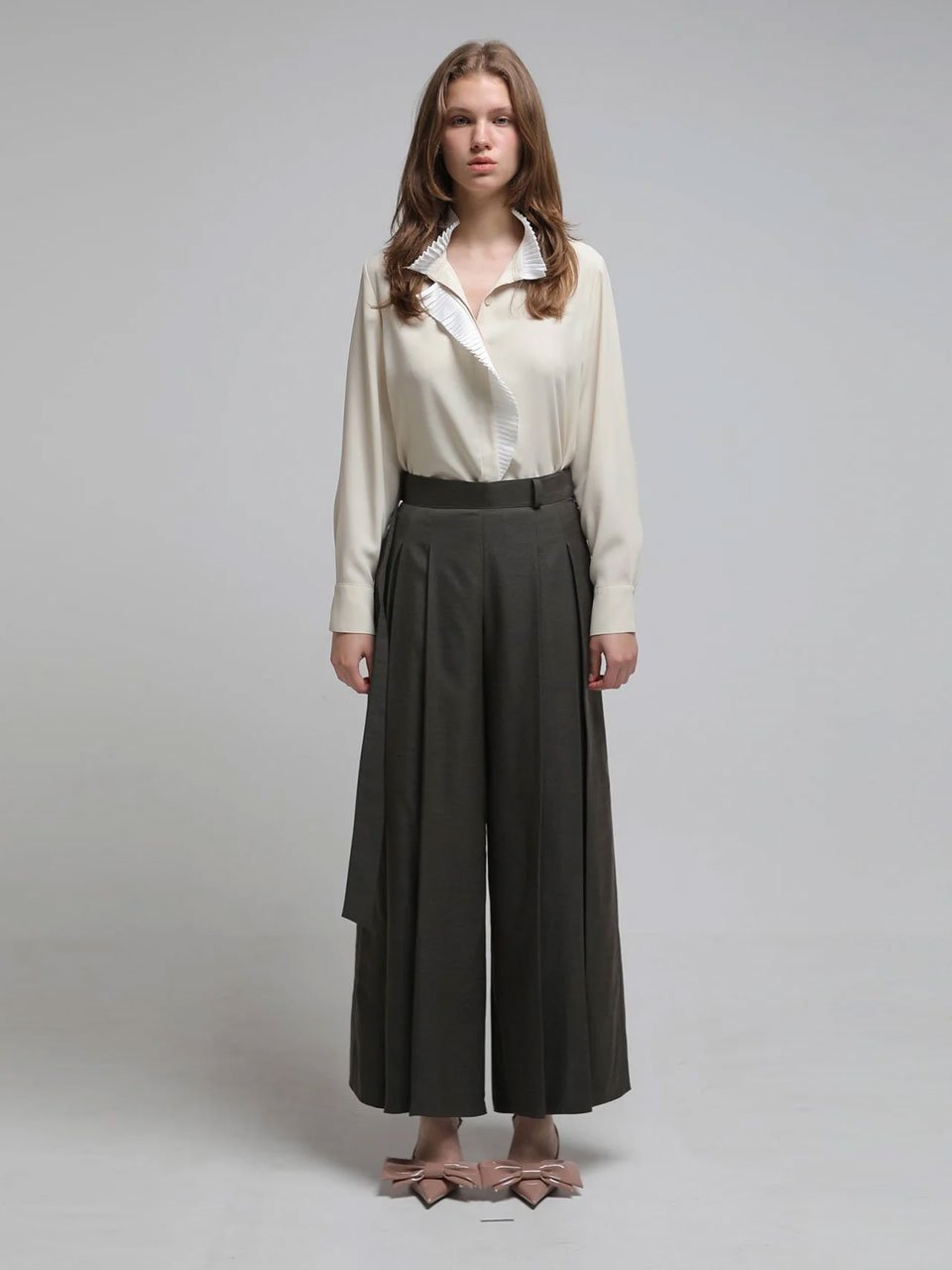 Pleated wide pants dark khaki - fasfas