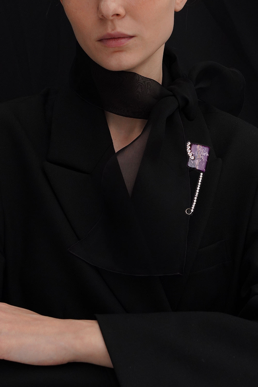 Purple howlite safety pin brooch - fasfas