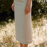 Wickelkleid aus Tweed vorne weiß