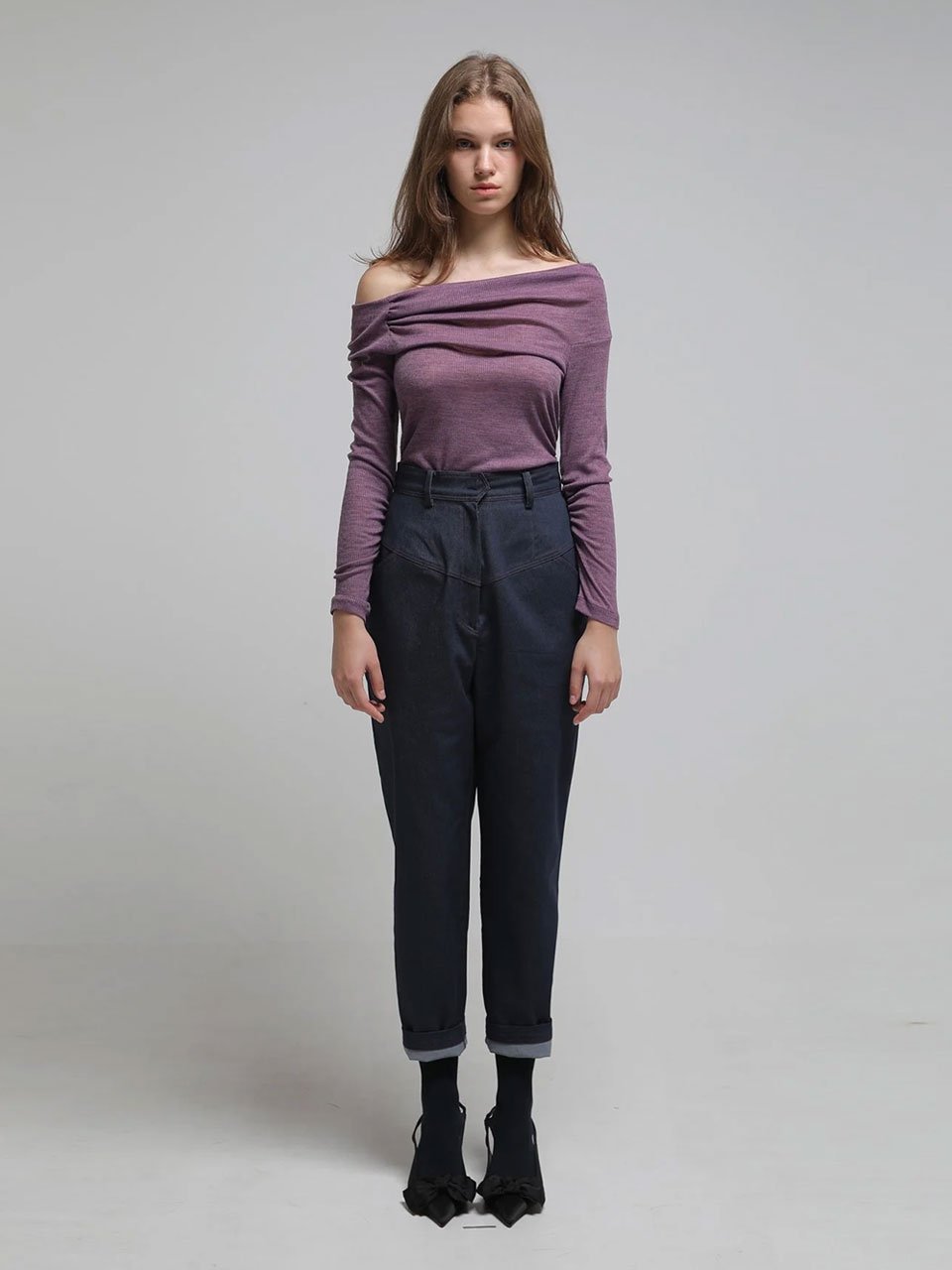 Red topstitched high-rise tapered jeans blue - fasfas