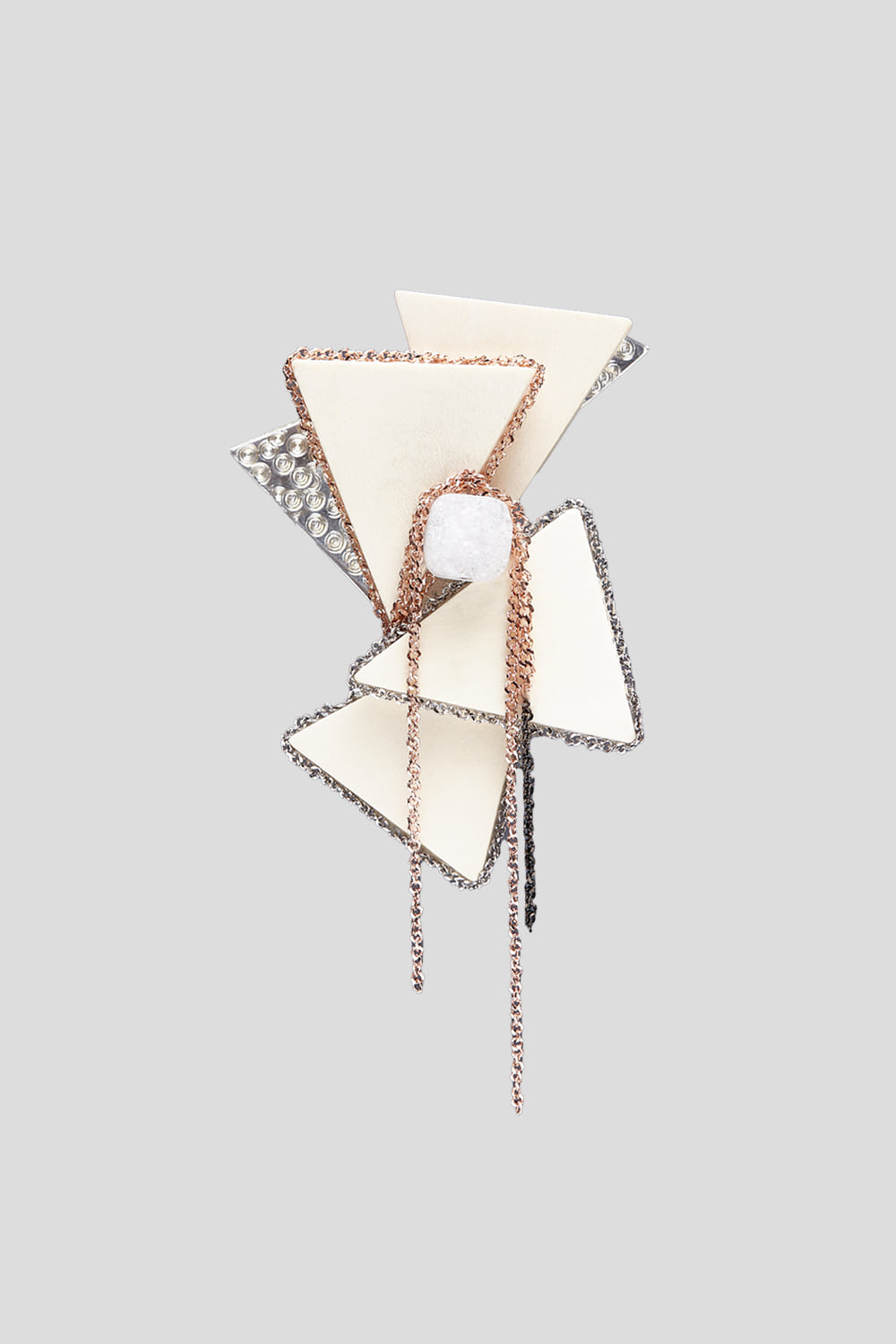 Subtlety feast brooch avant garde druzy agate - fasfas