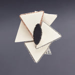 Subtlety feast brooch onyx - fasfas