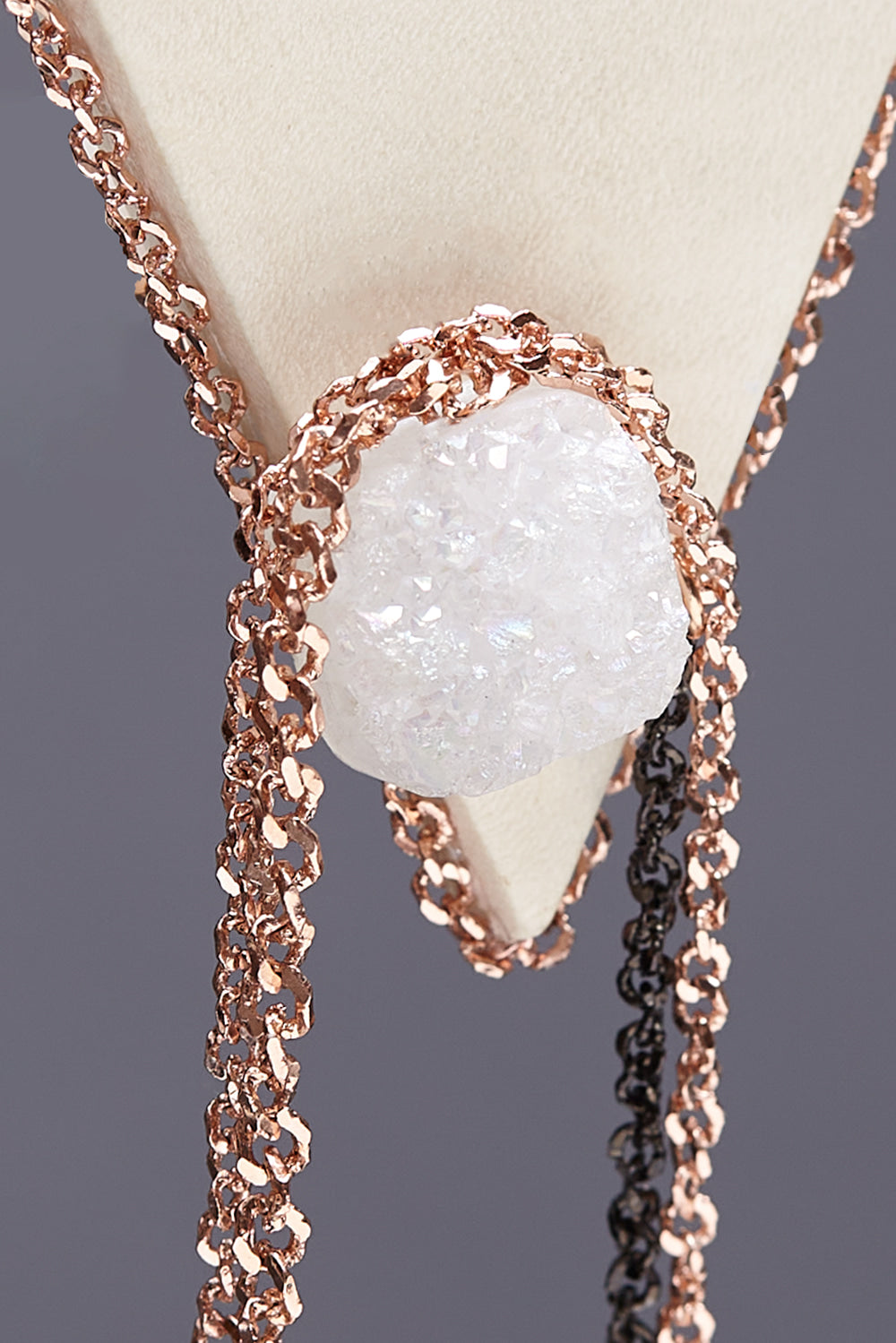 Subtlety joli brooch druzy agate - fasfas