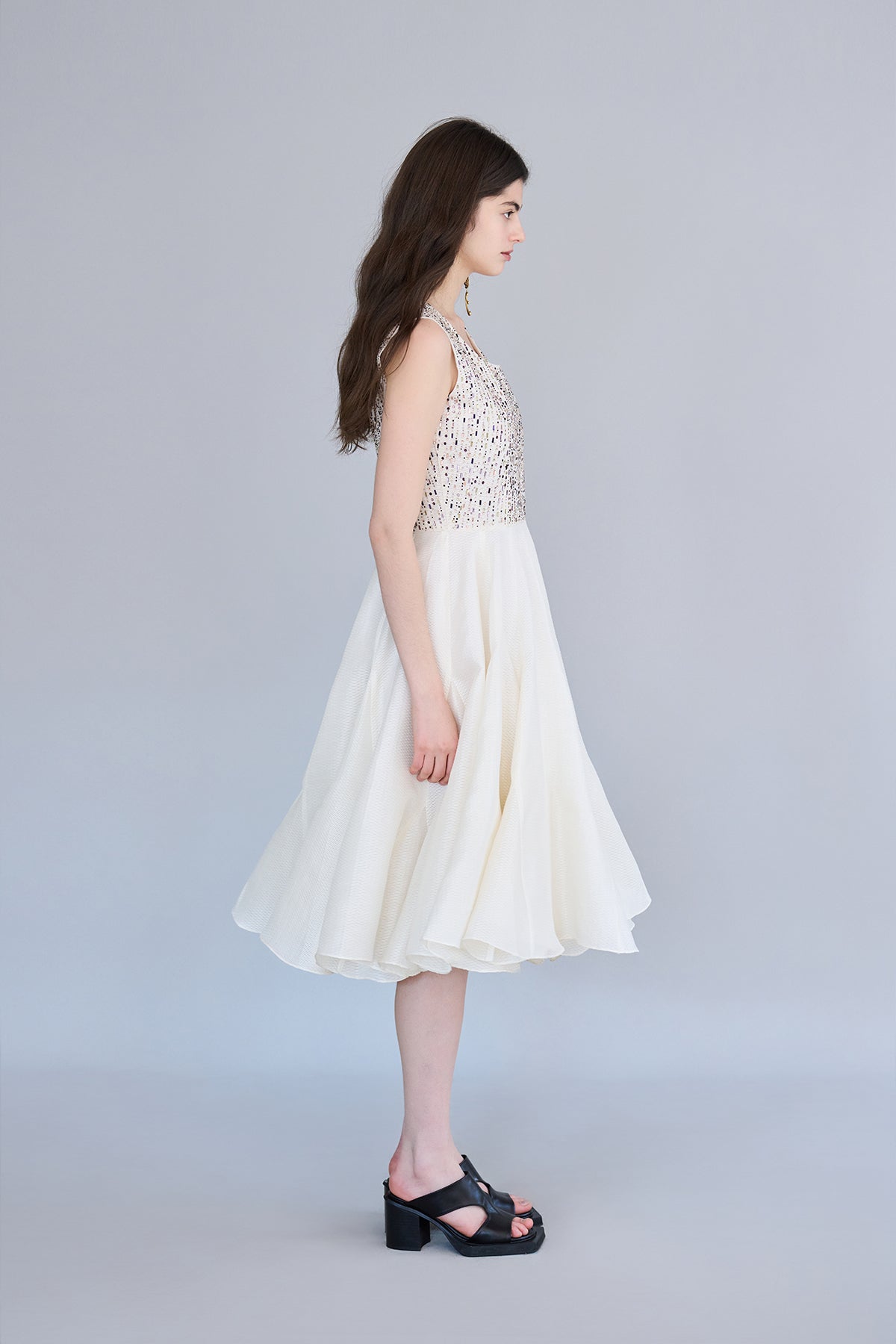 U-neck sleeveless flare maxi beaded dress - fasfas