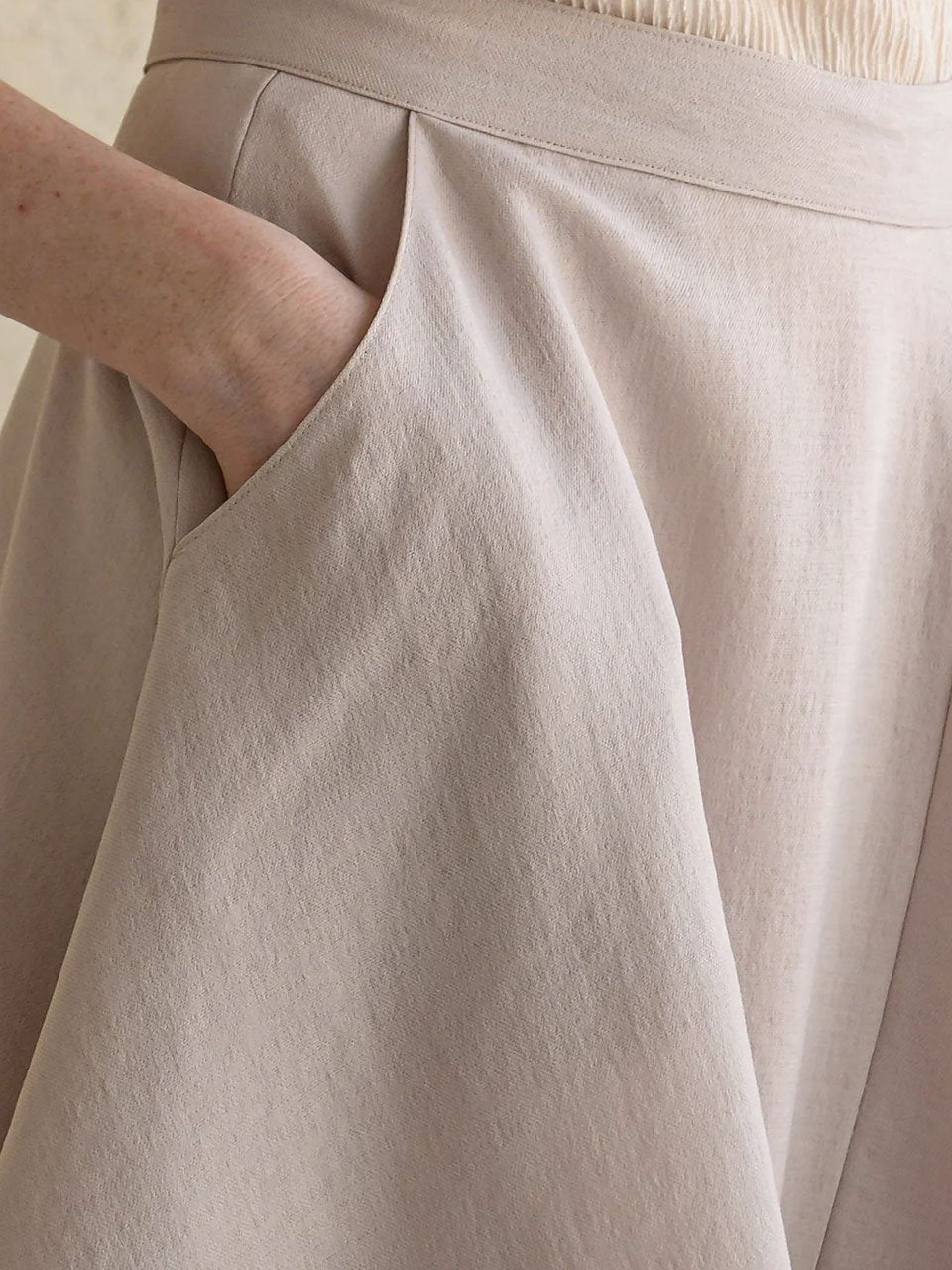 Unbalanced flare skirt - fasfas