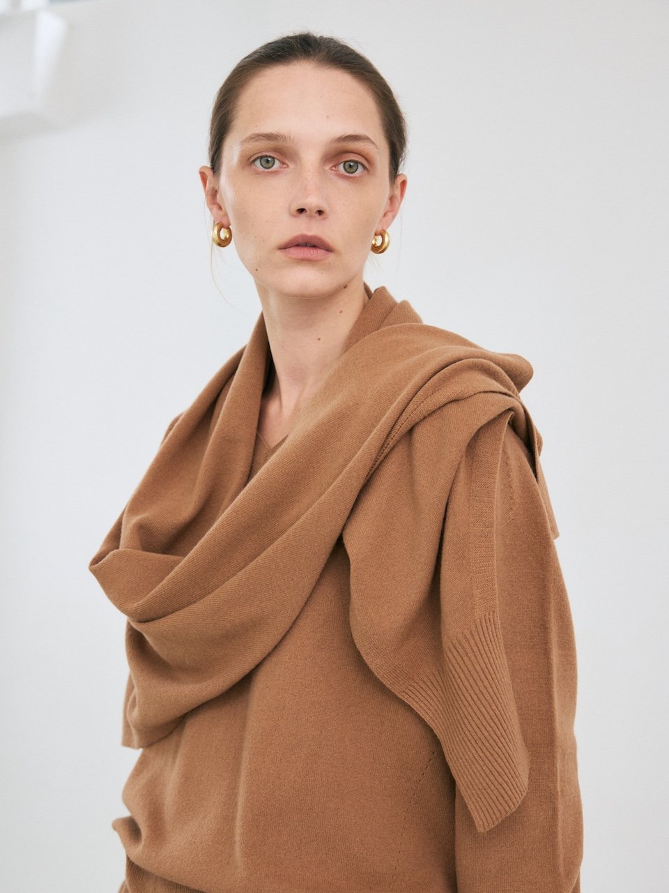 V-neck pullover camel – italy cashmere 20% - fasfas