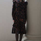 Loose-fit floral frill shirring flare one-piece dress