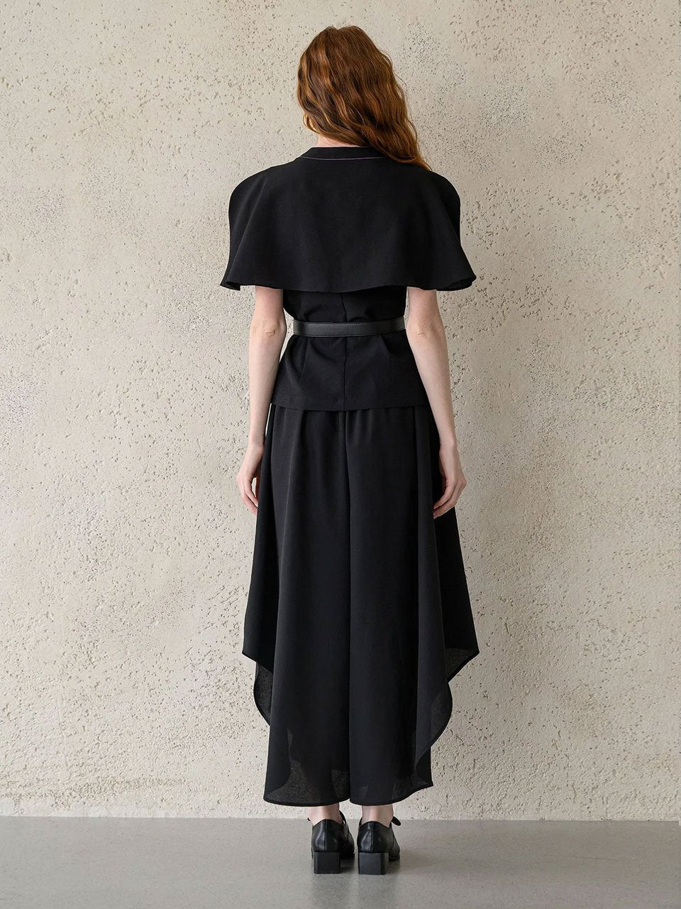 Waves hem wide-leg culottes black - fasfas