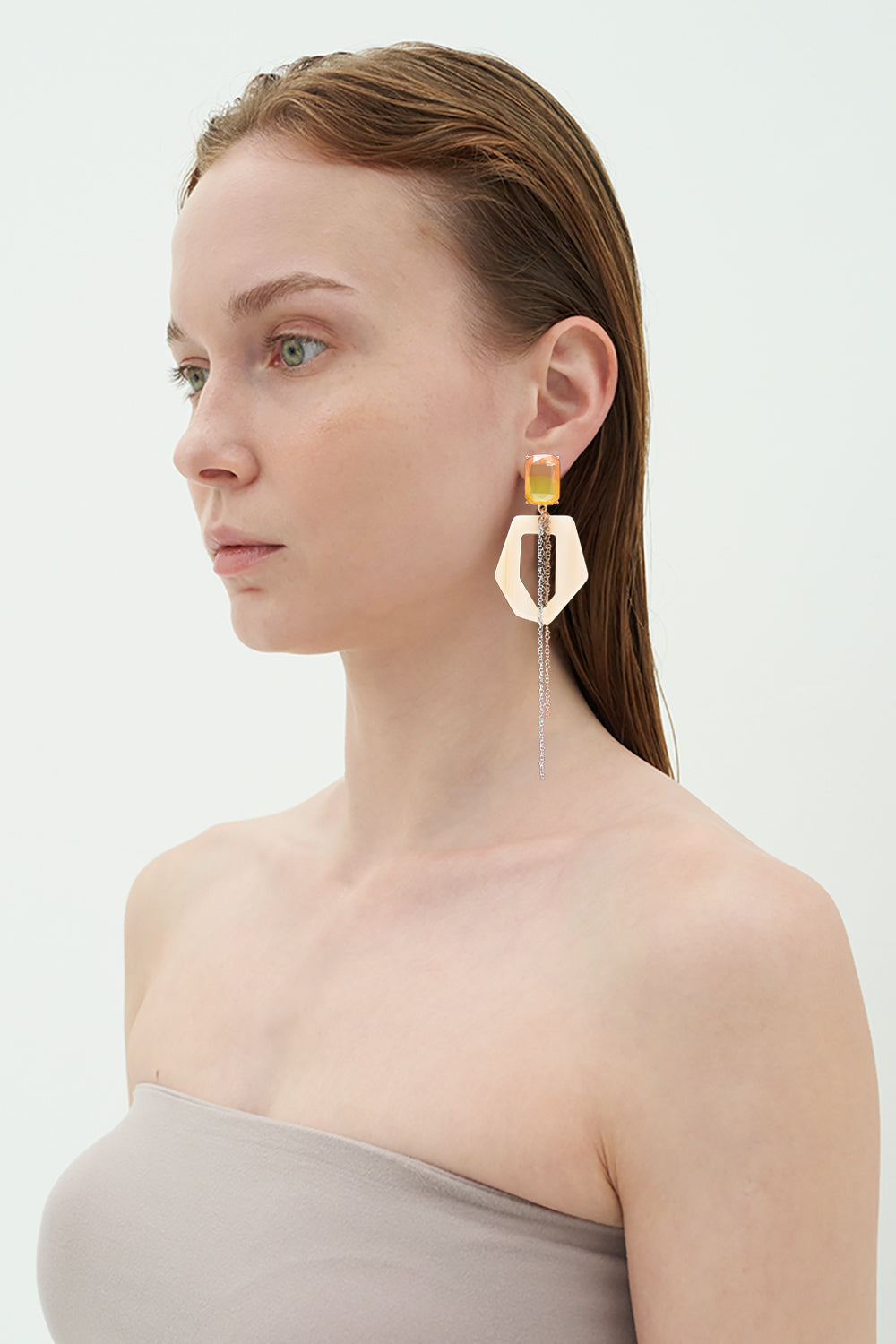 Geometric funky dramatique earrings beige(clip-on earrings) - fasfas