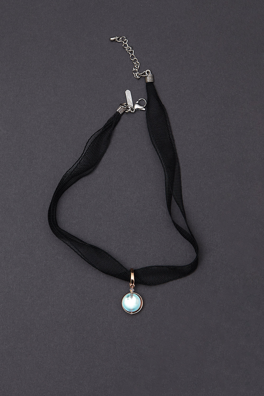 Moonstone mesh silk choker necklace - fasfas