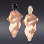 Flowing metal dramatique earrings - rosegold(clip-on earrings) - fasfas