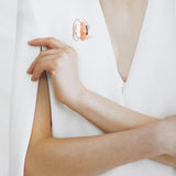 Dancing objet No.9 petit brooch peach - fasfas