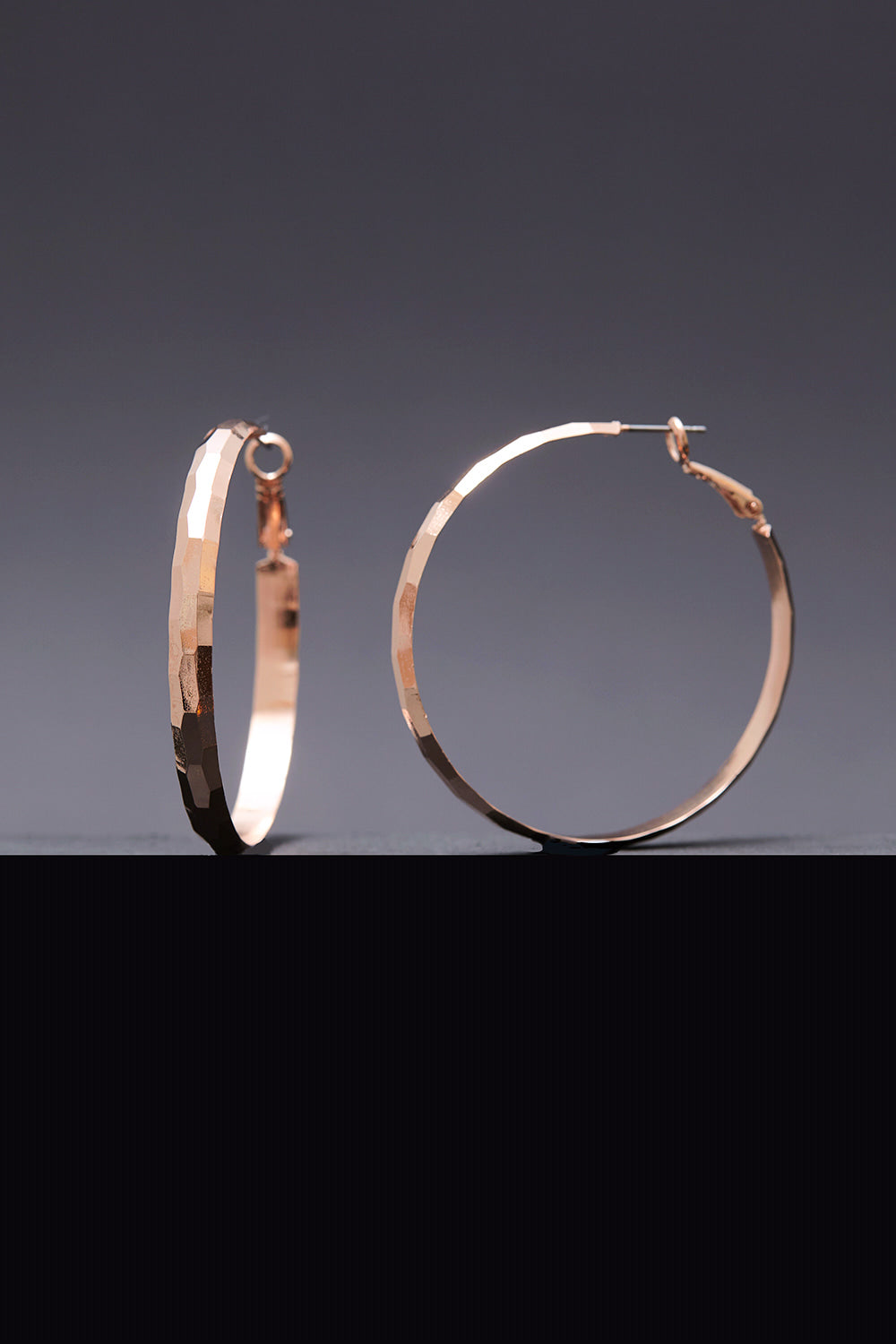 Hammer texture hoop earrings(3 colors) - fasfas